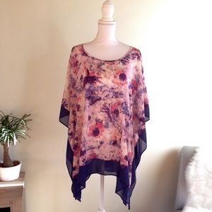 Plus Size Floral Tunic